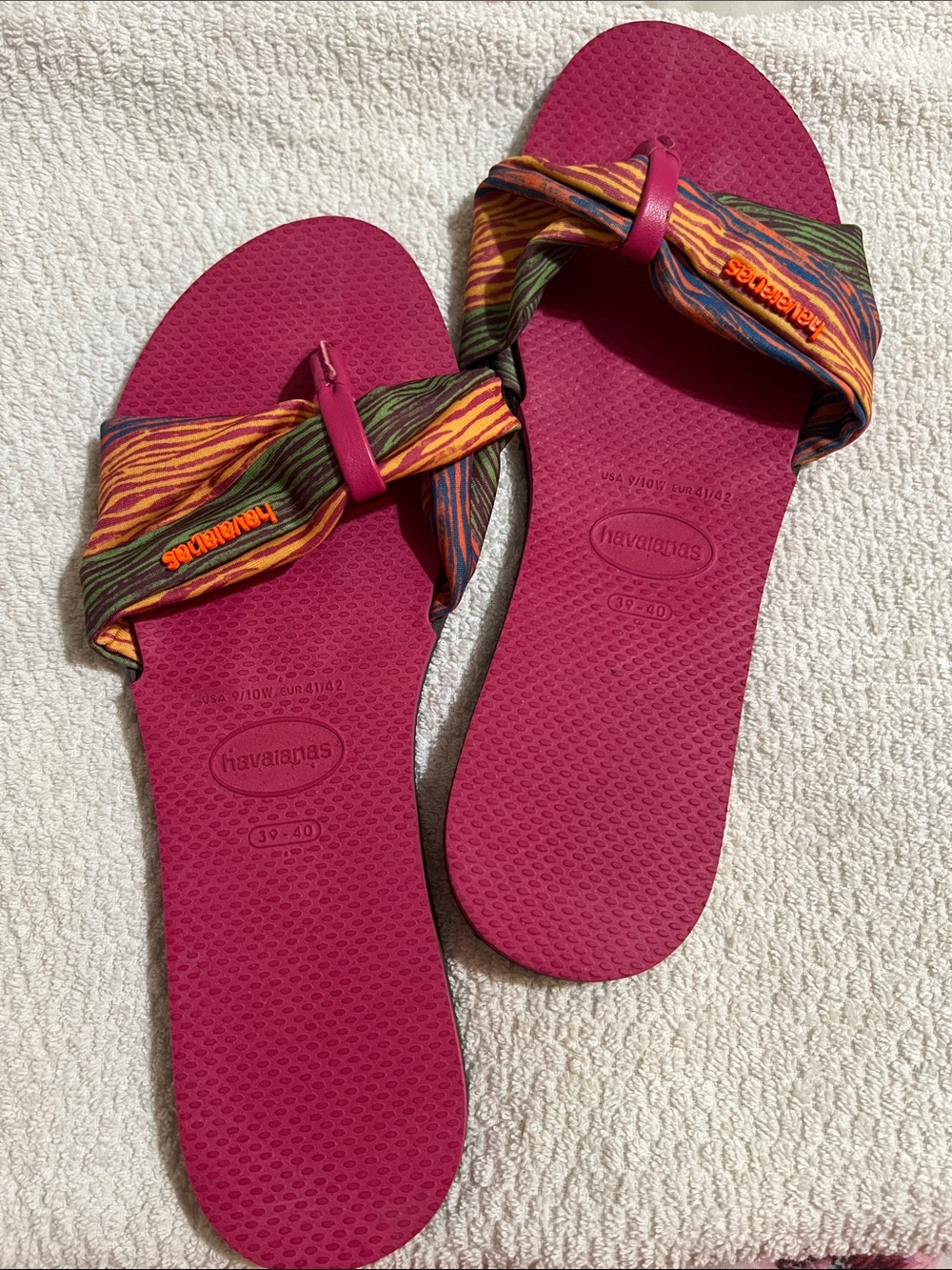 Havaianas Pink Flats 39-40 or US Size 9-10